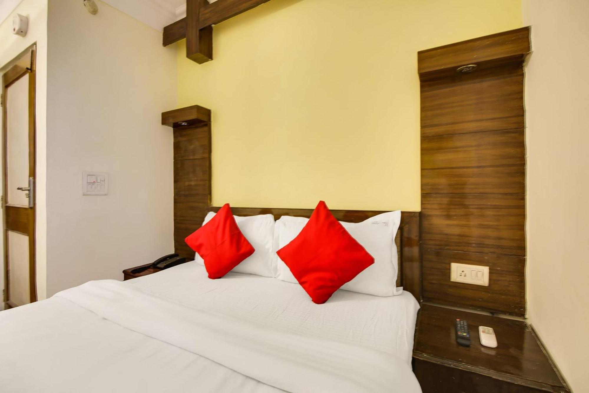Hotel O Sunshine Palace Delhi  Eksteriør bilde